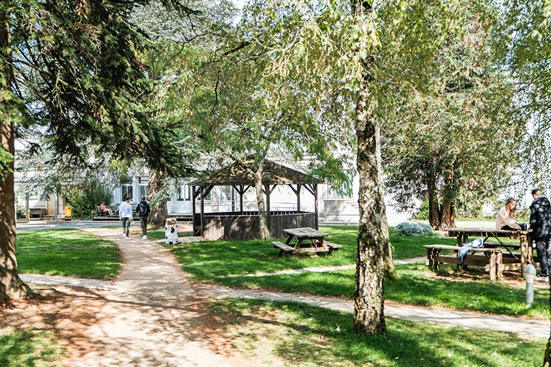 agricampus-venours-poitiers-location-espace-pro-loisirs-parc